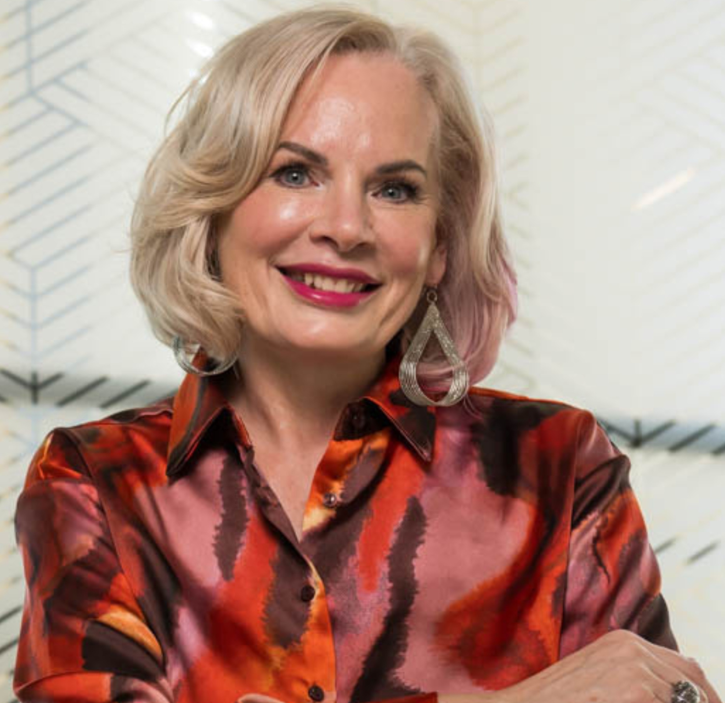 Paula Houlihan, guest on the Delay the Binge podcast